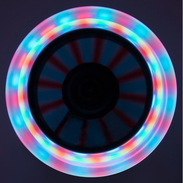 Skateboard rolka No Rules Fun Pink LED kolesa 349
