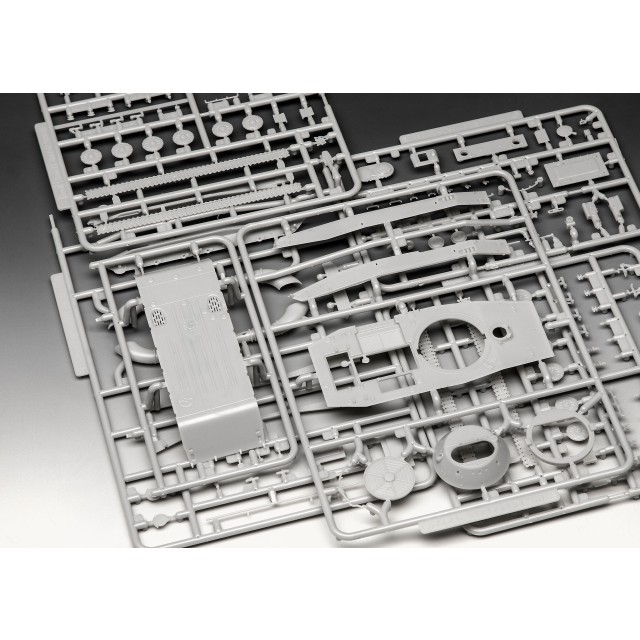 Revell PT-76B (Inc. Photoetched Parts) - 130