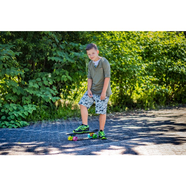 Skateboard rolka No Rules Neon LED kolesa 293