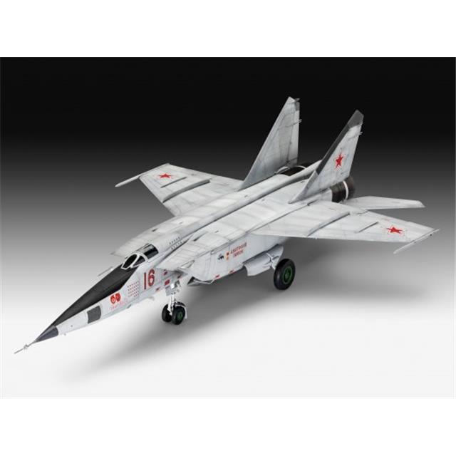 Revell MiG-25 RBT - 165